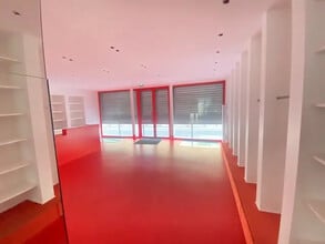 Bureau dans Paris à louer Photo de l’immeuble– Image 1 sur 7