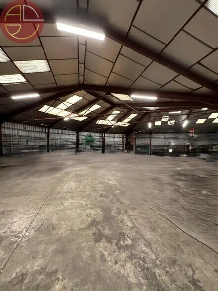 Industriel/Logistique dans Pinsaguel à louer - Photo de l’immeuble – Image 3 sur 6