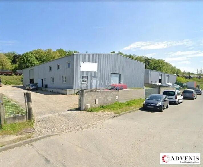 Local d’activités dans Bassens à louer - Photo de l’immeuble – Image 1 sur 7