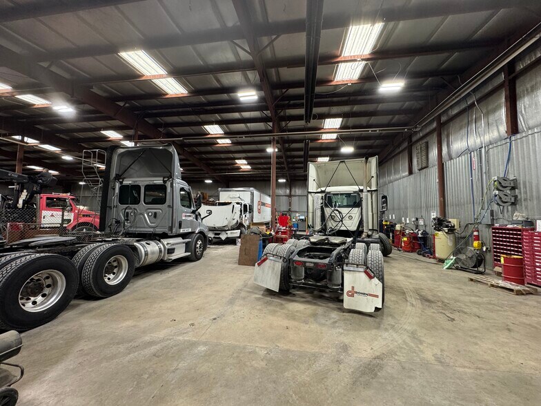 906 Beeler, Litchfield, IL à louer - Photo de l’immeuble – Image 3 sur 4