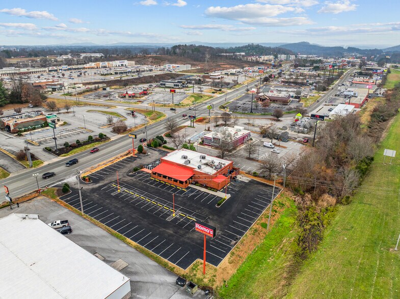 1420 Interstate Dr, Cookeville, TN à vendre - Photo de l’immeuble – Image 3 sur 36