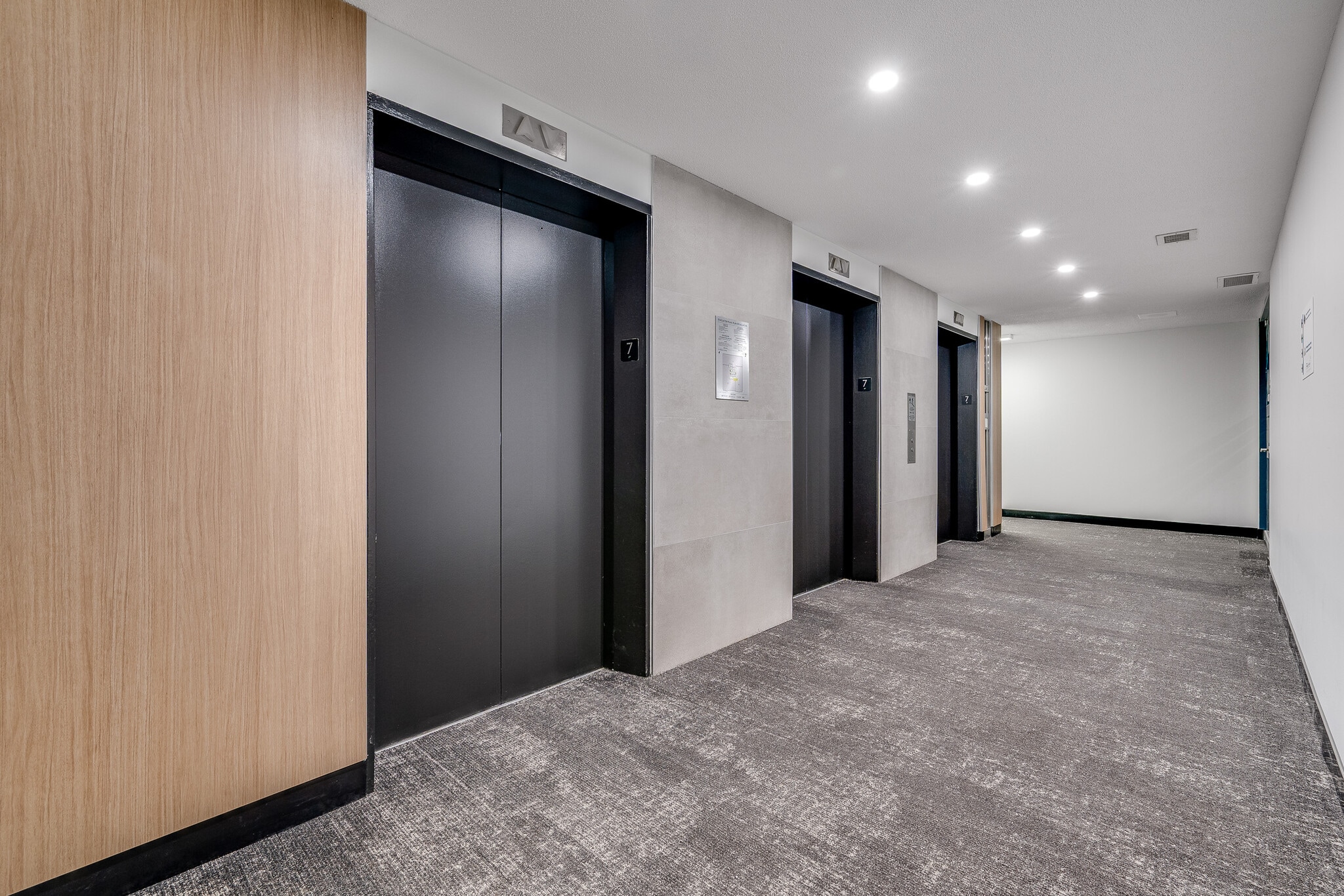 141 Laurier Ave W, Ottawa, ON à louer Photo intérieure– Image 1 sur 6