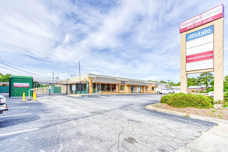 111 Tibet Ave, Savannah, GA à louer - Photo de l’immeuble – Image 3 sur 3