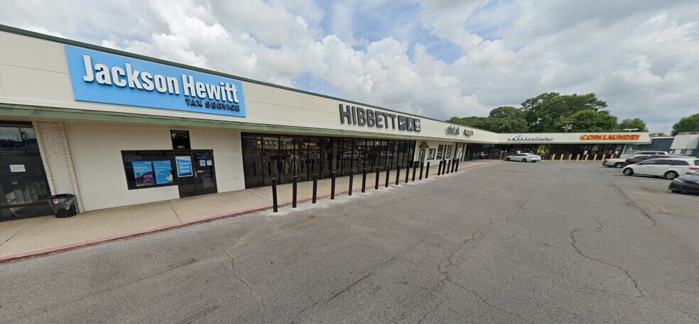 2001 NW Evangeline Trwy, Lafayette, LA à louer - Photo de l’immeuble – Image 2 sur 14