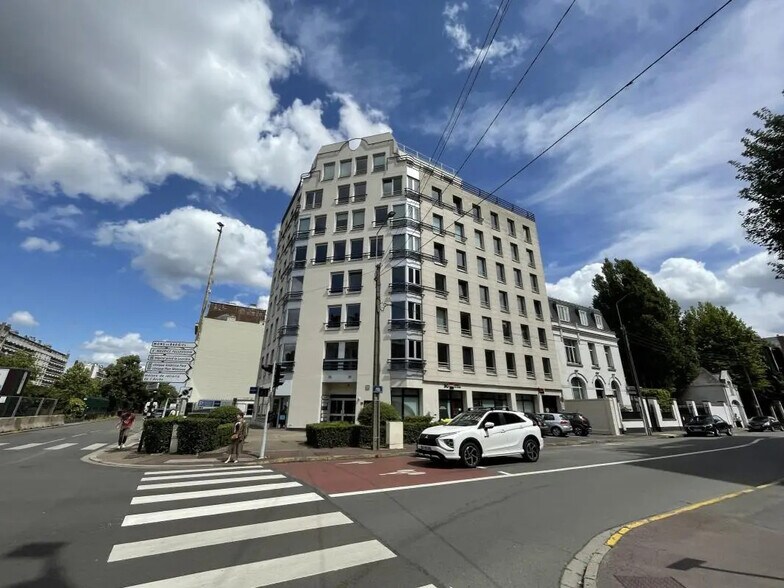 270 Avenue De La République, La Madeleine à vendre - Photo de l’immeuble – Image 1 sur 1