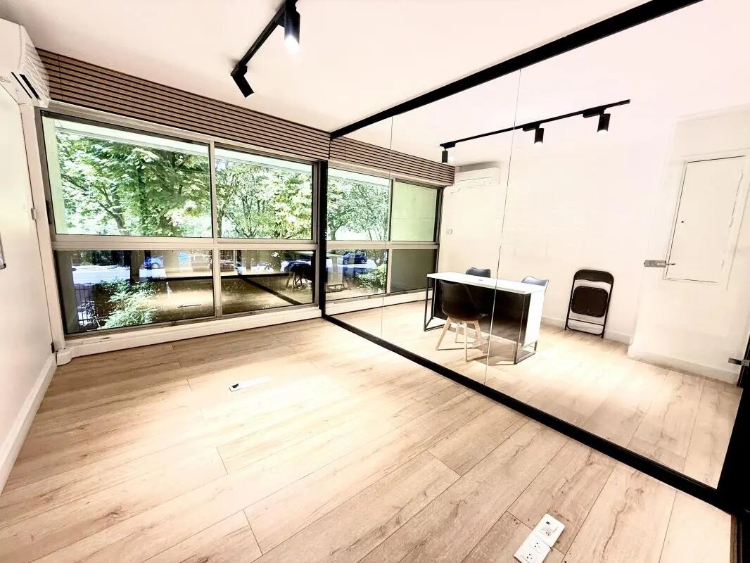 Bureau dans Neuilly-sur-Seine à louer Photo de l’immeuble– Image 1 sur 7