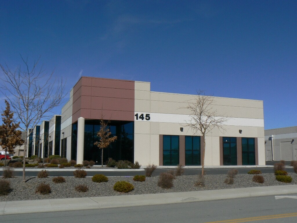 145 Isidor Ct, Spanish Springs, NV à vendre Photo principale– Image 1 sur 12
