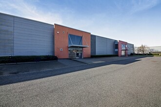Goldcrest Way, Newcastle Upon Tyne à louer Photo de l’immeuble– Image 1 sur 4