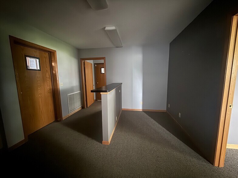 1430 DeKalb Ave, Sycamore, IL à louer - Photo de l’immeuble – Image 2 sur 8