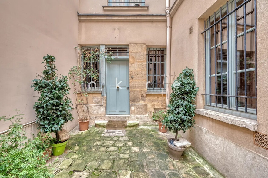 Bureau dans Paris à louer - Photo de l’immeuble – Image 2 sur 13