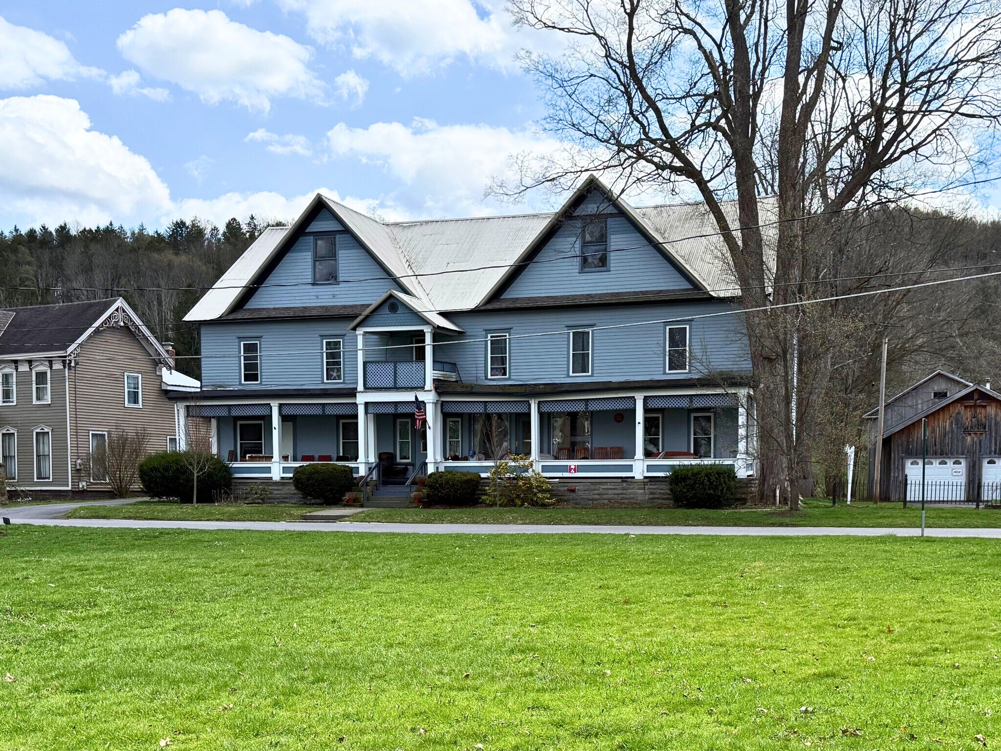 4 Washington Park, Oxford, NY à vendre Photo de l’immeuble– Image 1 sur 27