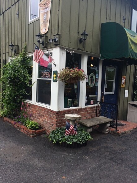 20-1 S Main St, New Hope, PA à louer - Photo de l’immeuble – Image 2 sur 7