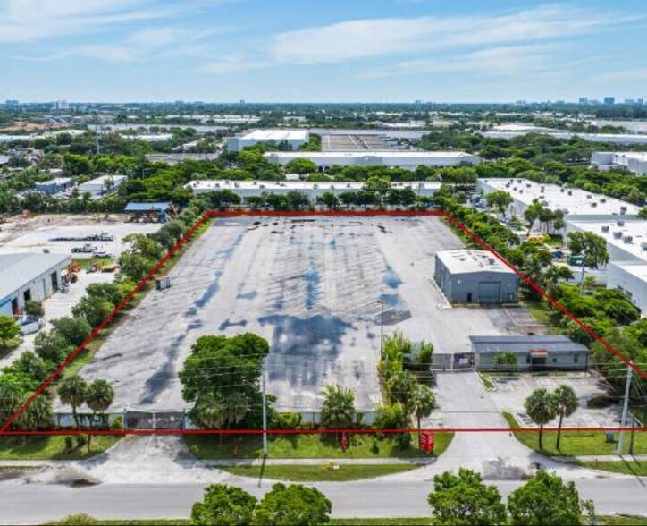 3120D NW 16th Ter, Pompano Beach, FL à louer - Photo de l’immeuble – Image 2 sur 5