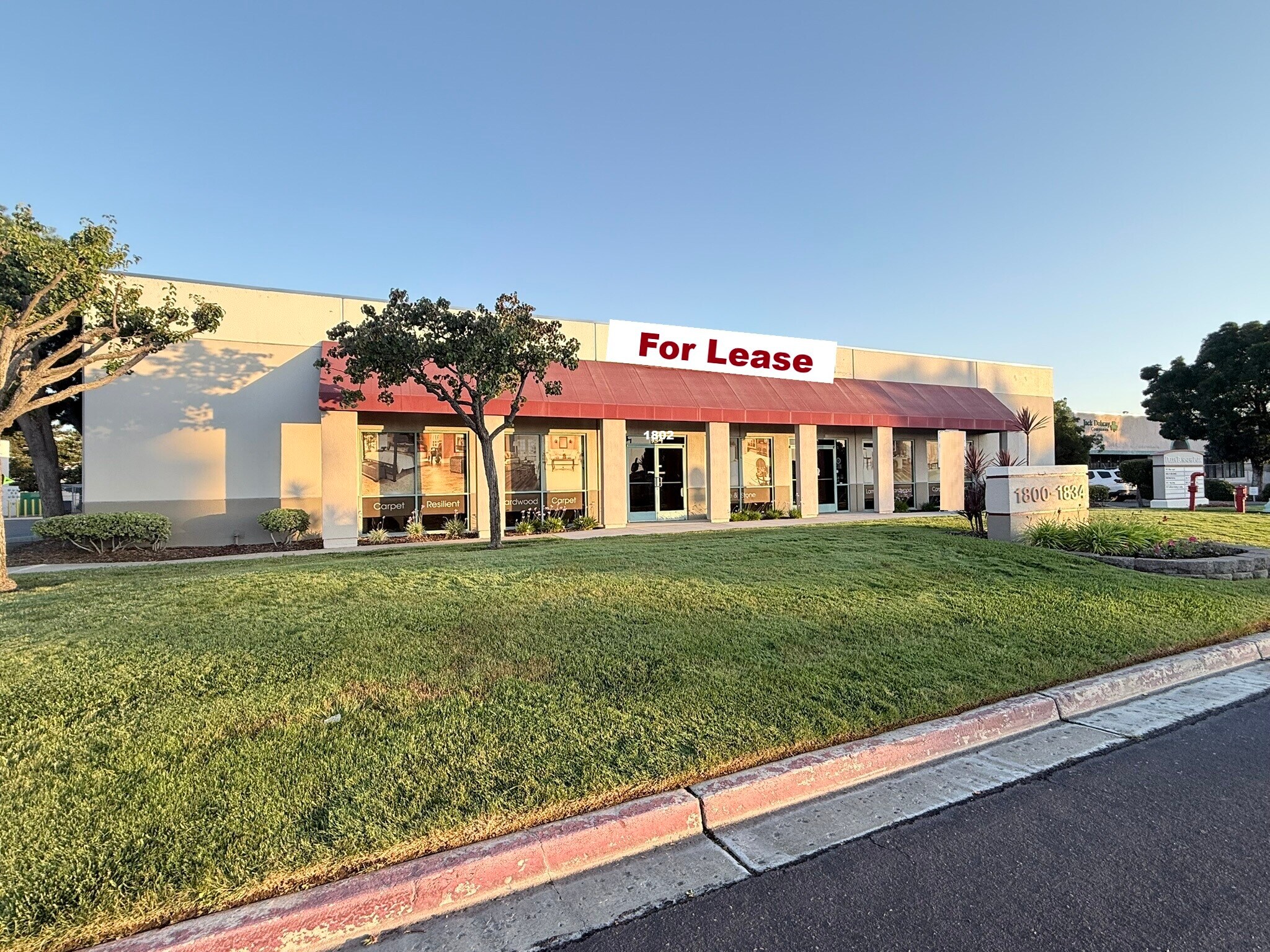 1802-1830 Verne Roberts Cir, Antioch, CA à louer Photo de l’immeuble– Image 1 sur 6