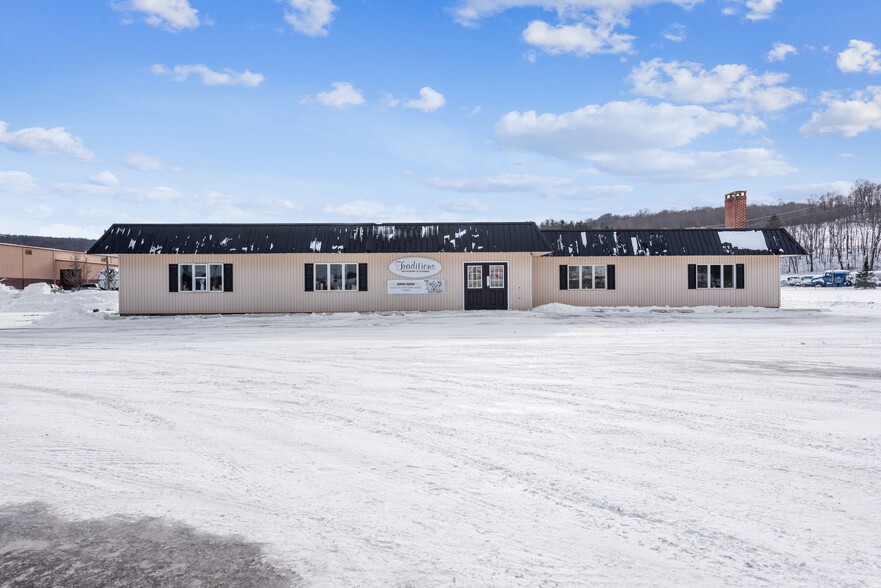 8557 Mason Dixon Hwy, Meyersdale, PA à vendre - Photo de l’immeuble – Image 1 sur 59