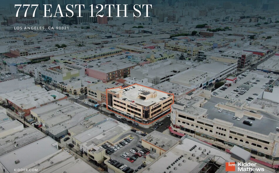 777 E 12th St, Los Angeles, CA à louer - Aérien – Image 2 sur 24