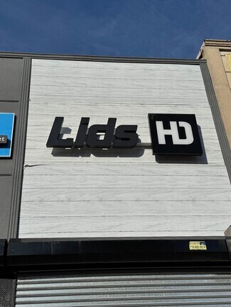 Plus de détails pour 168-05 Jamaica Ave, Jamaica, NY - Local commercial à louer