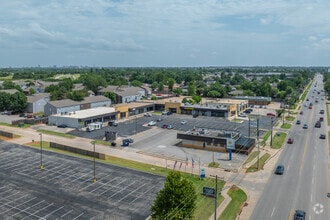 9120-9146 N Macarthur Blvd, Oklahoma City, OK - Vue aérienne vue de carte