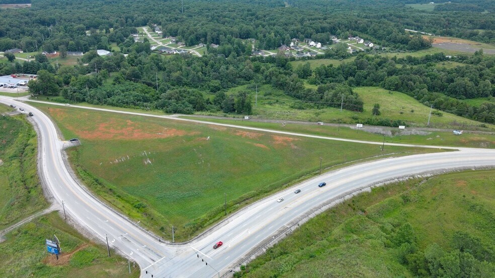 1051 Bypass Rd, Brandenburg, KY à vendre - Photo principale – Image 2 sur 8