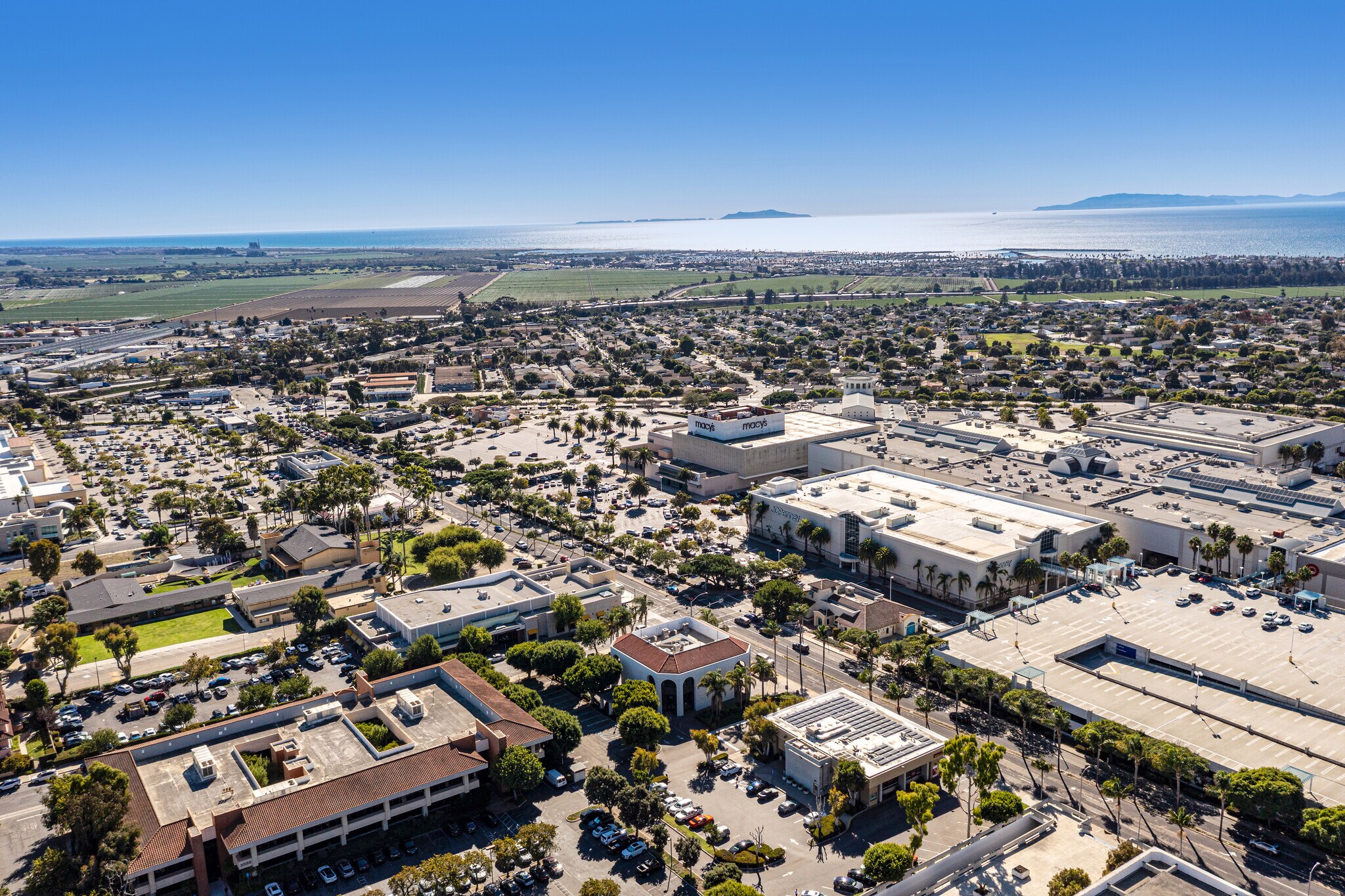 300 S Mills Rd, Ventura, CA à vendre Photo principale– Image 1 sur 21