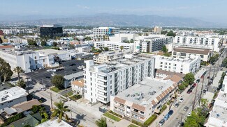 Plus de détails pour 5110 Bakman Ave, North Hollywood, CA - Logement à vendre