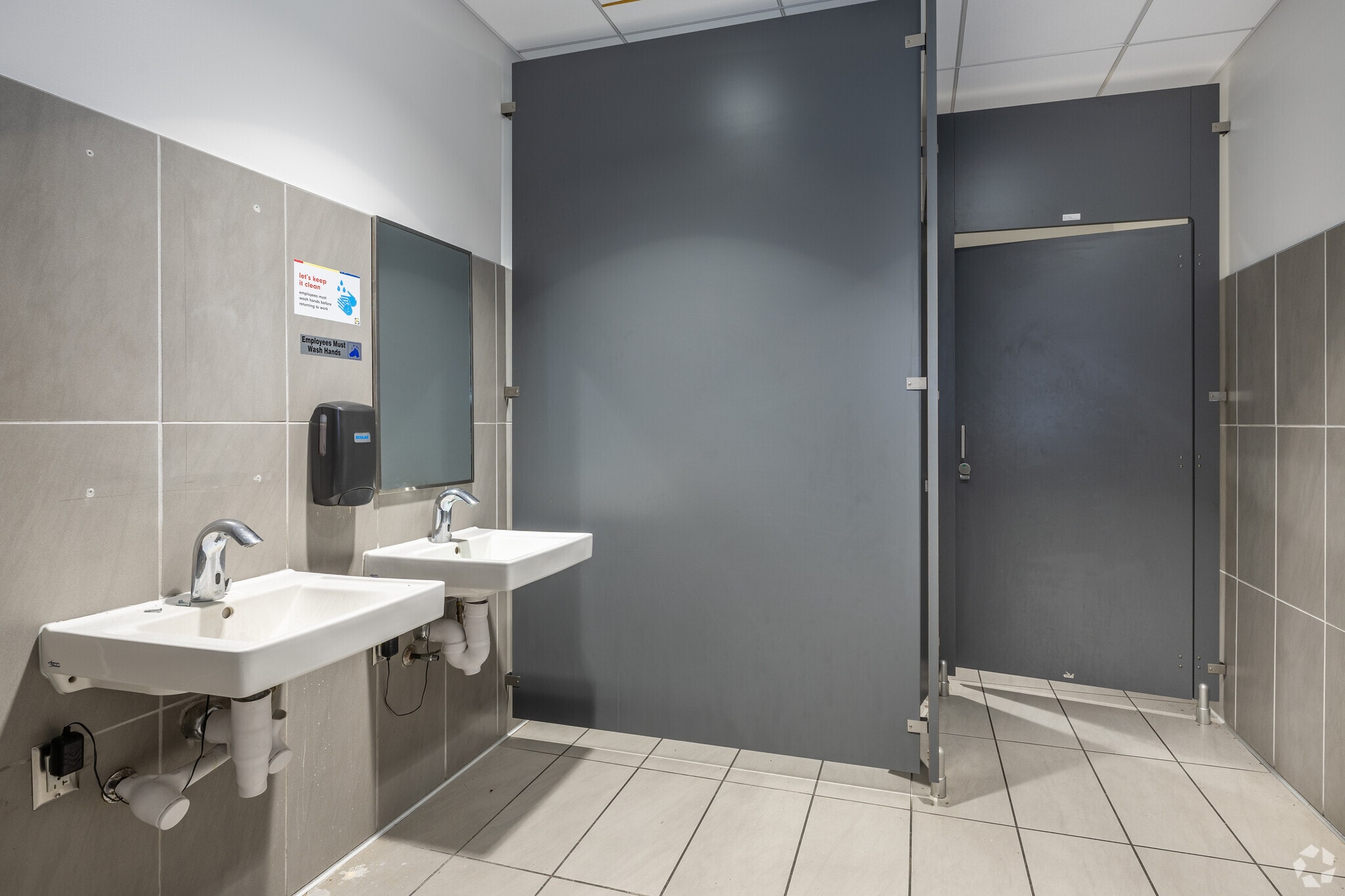 553 US-70 W, Havelock, NC à louer Photo intérieure– Image 1 sur 21