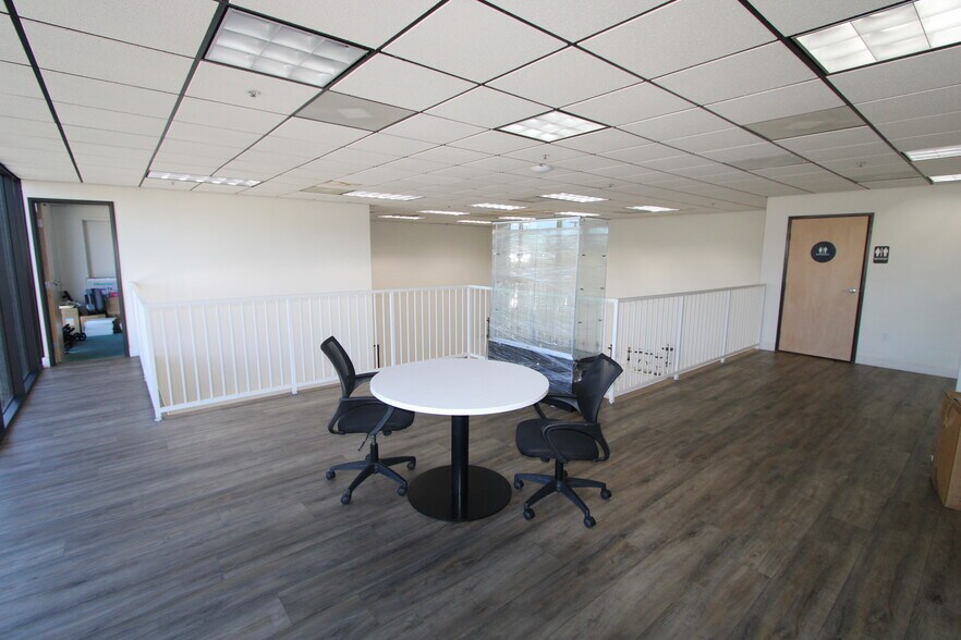 1521 Railroad St, Glendale, CA à louer - Photo intérieure – Image 3 sur 7