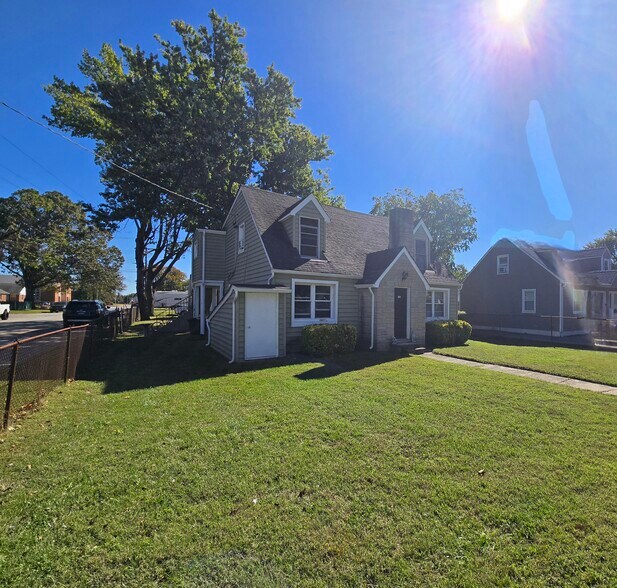 151 Riviera Dr, Pasadena, MD à vendre - Photo de l’immeuble – Image 3 sur 28