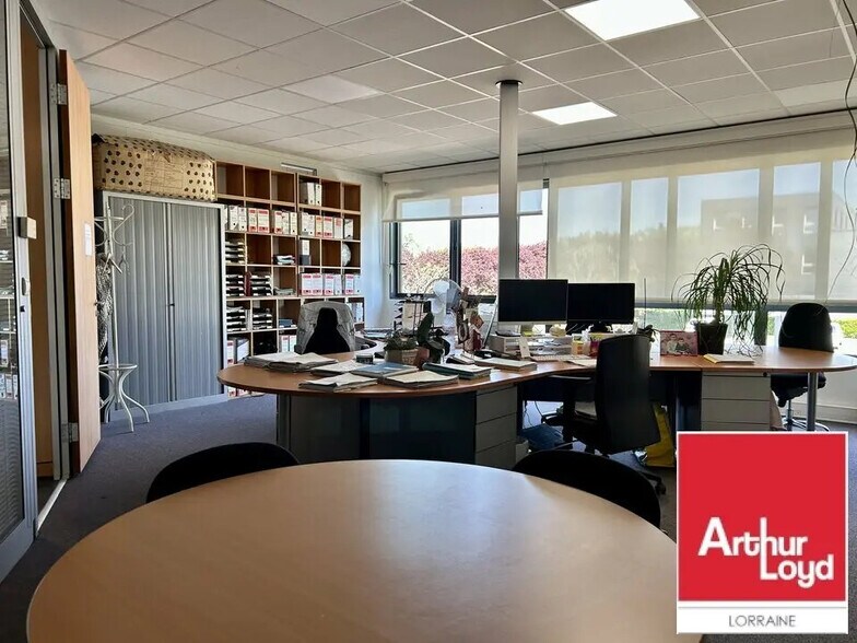 Bureau dans Metz à vendre - Photo de l’immeuble – Image 3 sur 8