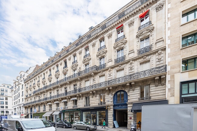 Plus de détails pour Rue Du Faubourg Saint-Honoré, Paris - Local commercial à louer
