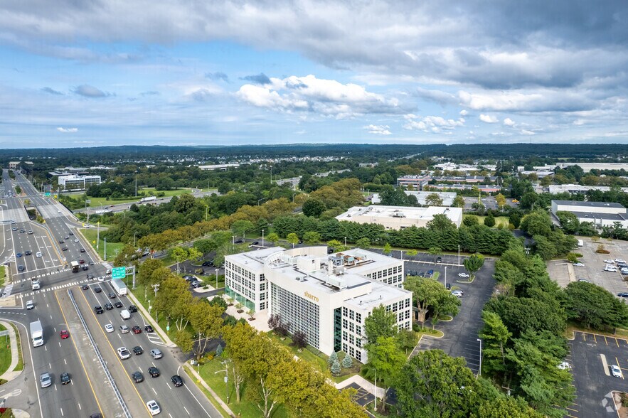 401 Broadhollow Rd, Melville, NY à louer - Aérien – Image 2 sur 7