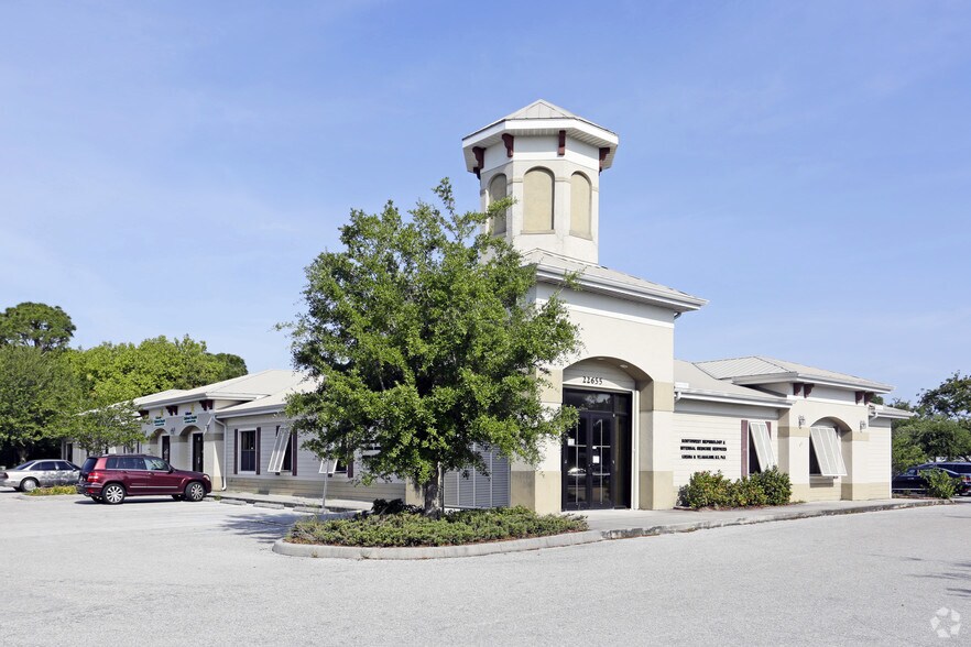 22655 Bayshore Rd, Port Charlotte, FL à louer - Photo principale – Image 1 sur 14