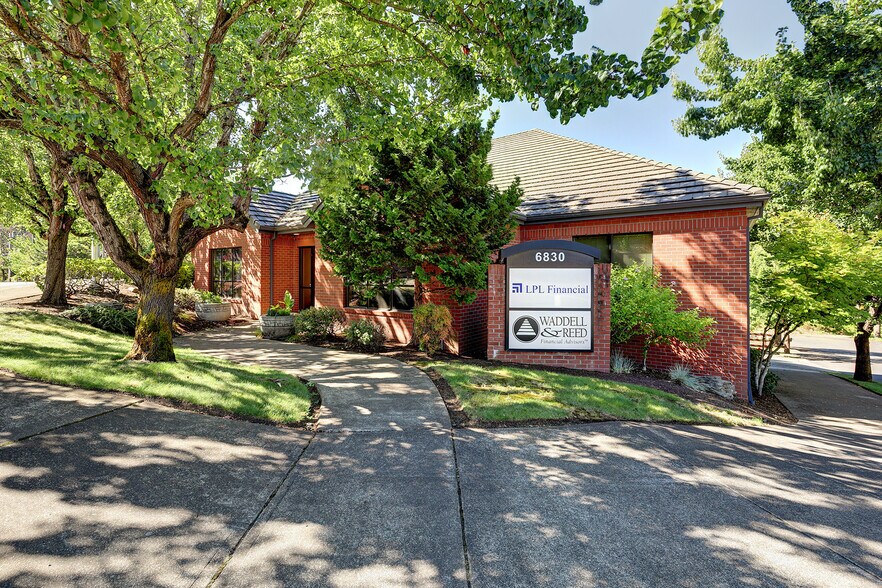 6830 SW Atlanta St, Tigard, OR à louer - Photo de l’immeuble – Image 3 sur 10