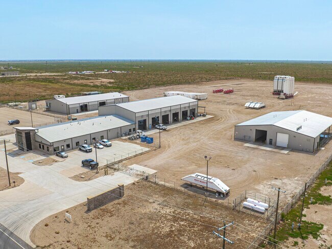 Plus de détails pour 9163 W Murphy St, Odessa, TX - Industriel/Logistique à louer