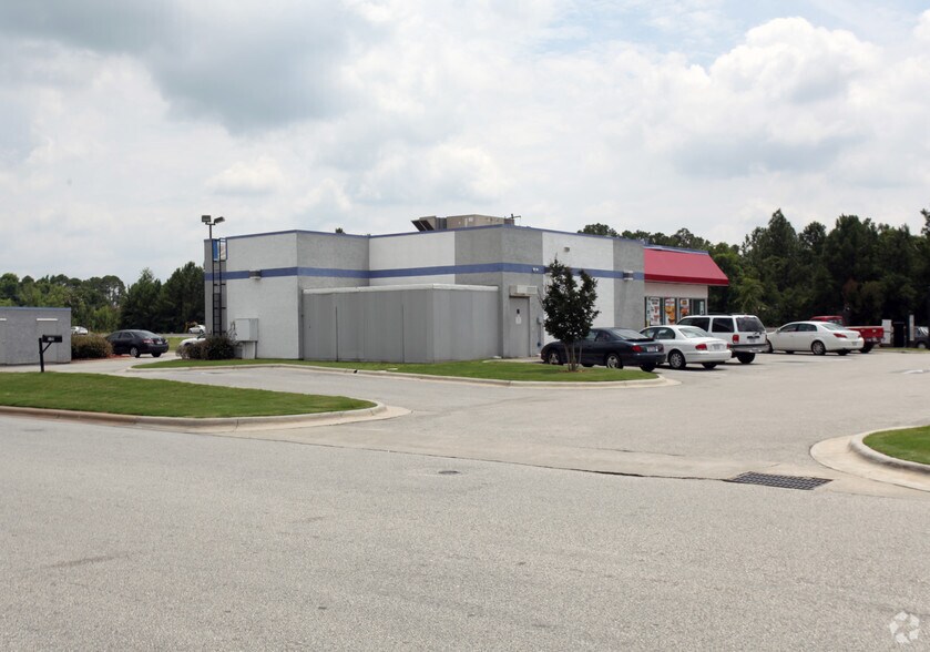 5179 Clinton Rd, Stedman, NC à louer - Photo de l’immeuble – Image 2 sur 5