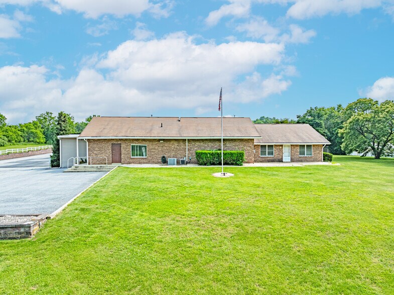 2850 Lewisberry Rd, York Haven, PA à louer - Photo de l’immeuble – Image 2 sur 7
