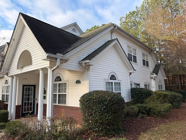 965 Piedmont Rd NE, Marietta, GA à louer - Photo de l’immeuble – Image 2 sur 17