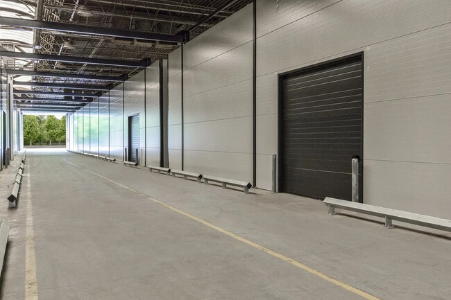 Plus de détails pour Industriel/Logistique à louer