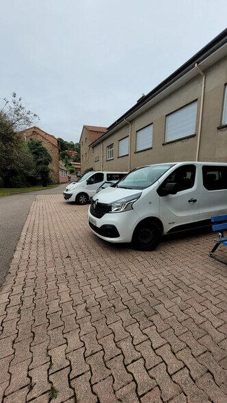 9 Rue Roche Batie, Thizy-les-Bourgs à vendre - Photo de l’immeuble – Image 1 sur 7