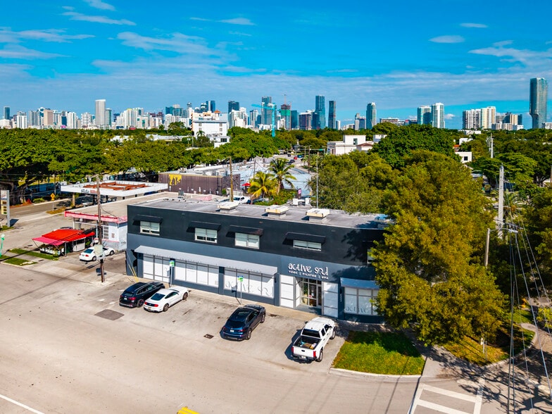 2223 SW 13th Ave, Miami, FL à vendre - Photo de l’immeuble – Image 2 sur 31