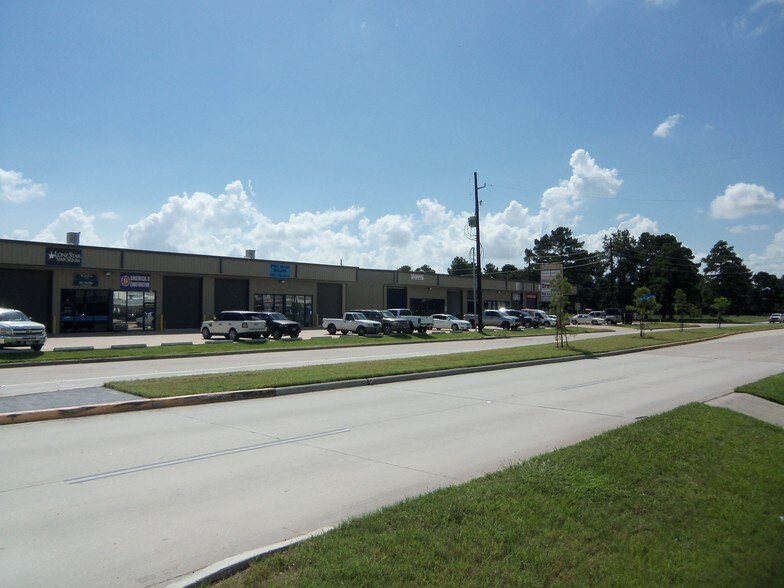16326 Mueschke Rd, Cypress, TX à louer - Photo de l’immeuble – Image 3 sur 11