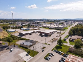 1700 West Ave, Crossville, TN à louer Photo intérieure– Image 2 sur 42