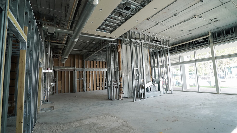 2700 N Miami Ave, Miami, FL à louer - Photo intérieure – Image 3 sur 16