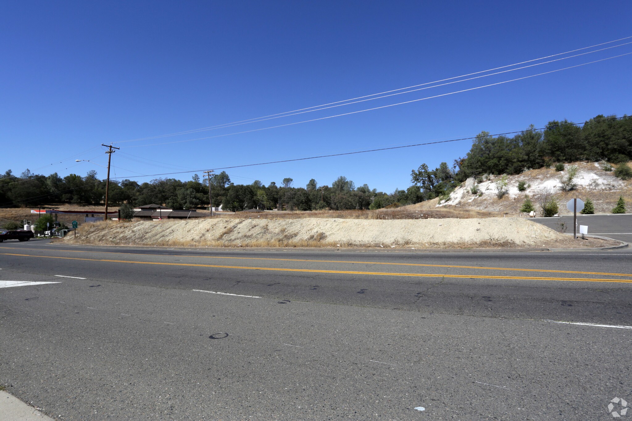 633 Pleasant Valley Rd, Placerville, CA à vendre Photo principale– Image 1 sur 8