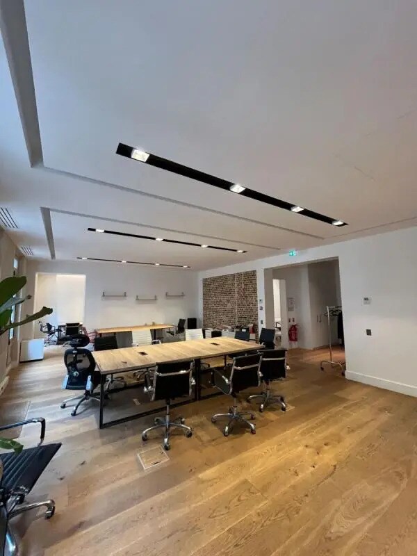 17 Rue Bergère, Paris à louer Photo de l’immeuble– Image 1 sur 11