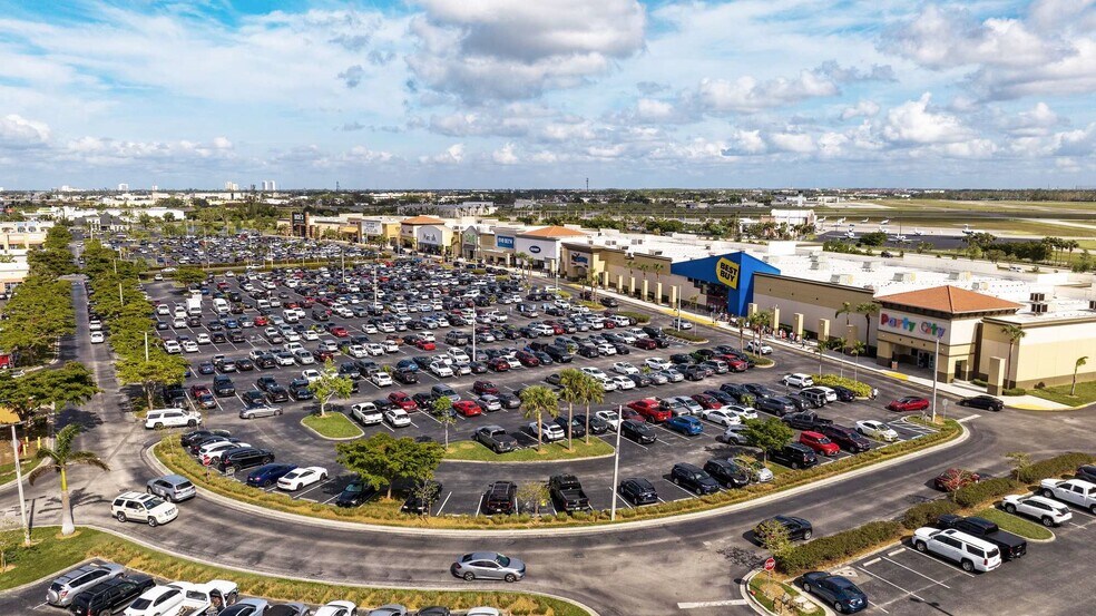 4945-5049 Cleveland Ave, Fort Myers, FL à louer - Photo de l’immeuble – Image 1 sur 3