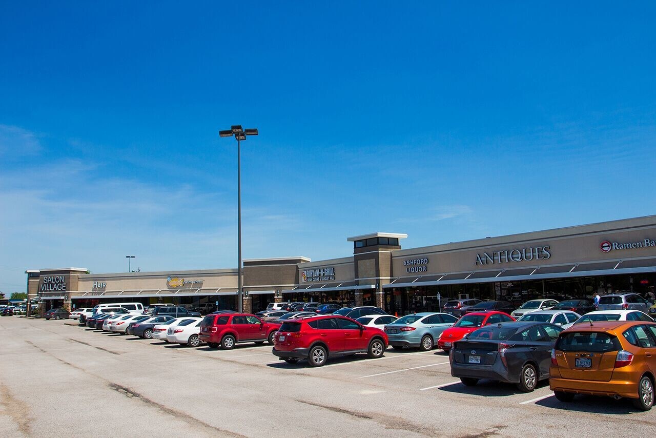 1801 S Dairy Ashford St, Houston, TX à louer Photo de l’immeuble– Image 1 sur 8