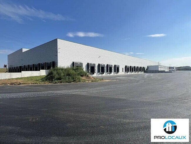 Plus de détails pour Industriel/Logistique à louer