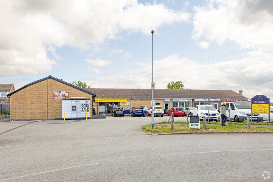 115-123 Whitehill Rd, Rotherham à louer - Photo de l’immeuble – Image 2 sur 2