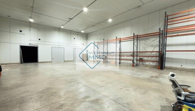 Plus de détails pour Industriel/Logistique à vendre